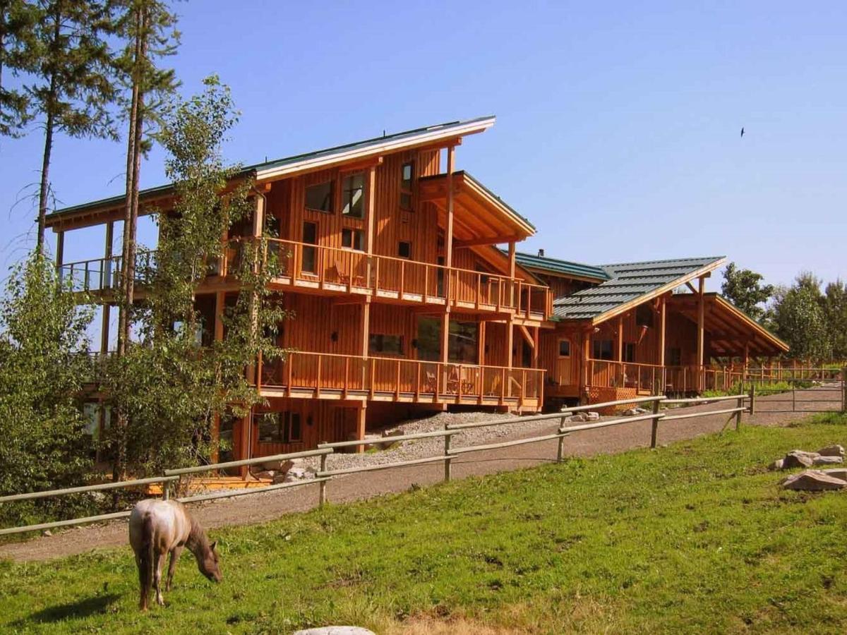 Myra Canyon Lodge Kelowna Exterior foto