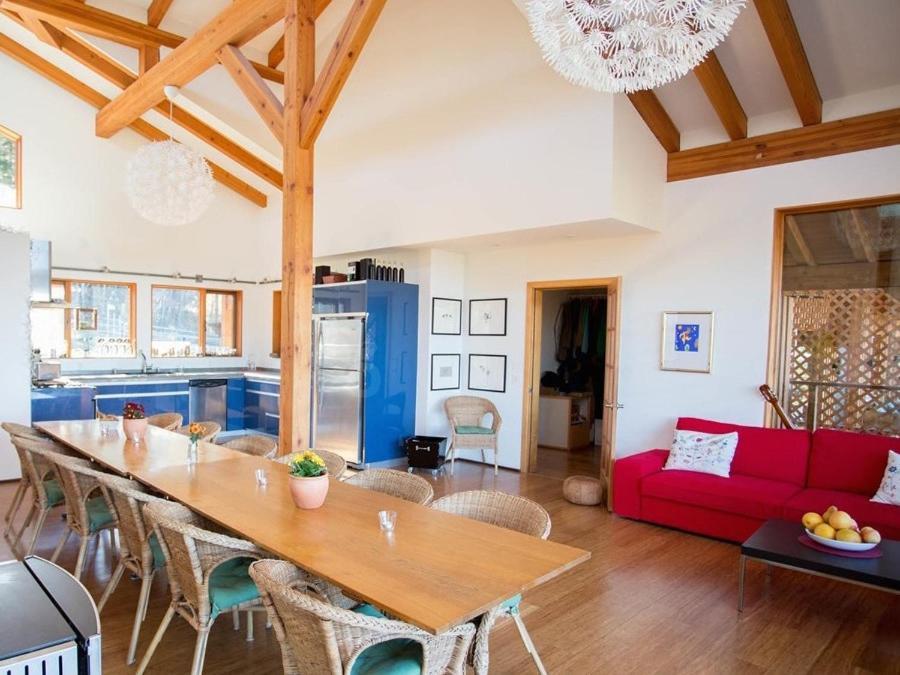Myra Canyon Lodge Kelowna Exterior foto