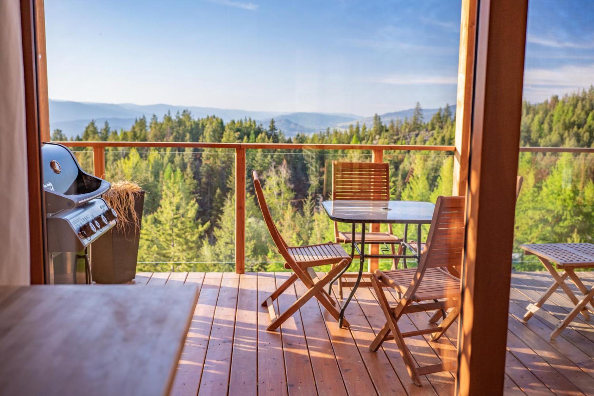 Myra Canyon Lodge Kelowna Exterior foto
